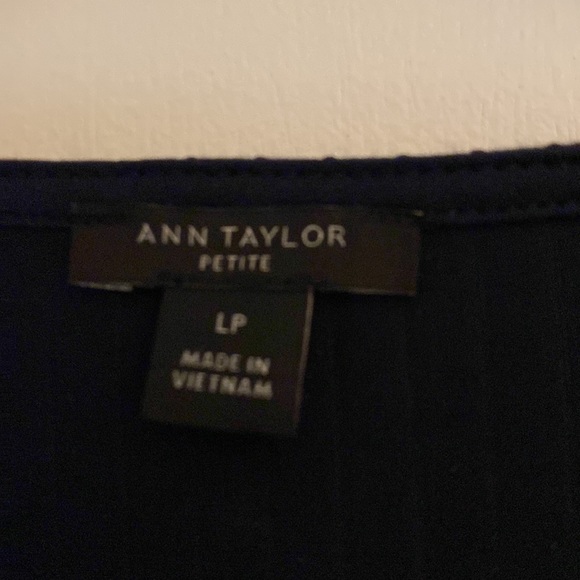 Ann Taylor navy sleeveless top, LP - Picture 3 of 9